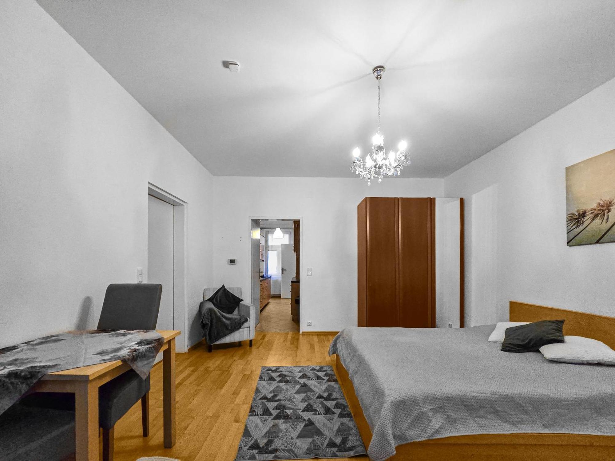 Three-Bedroom, Three King-Size Bed Retreat Wien Eksteriør billede