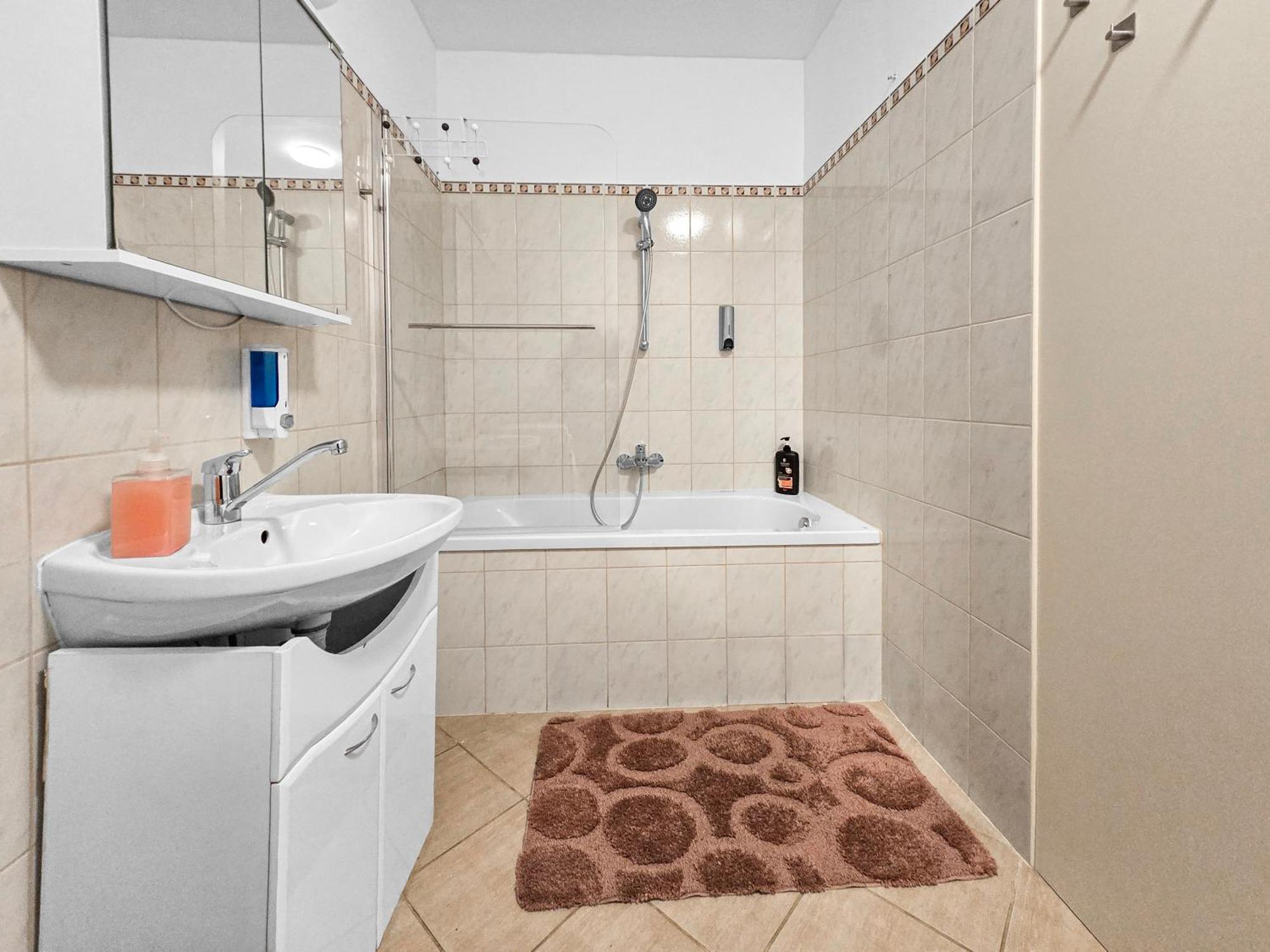 Three-Bedroom, Three King-Size Bed Retreat Wien Eksteriør billede
