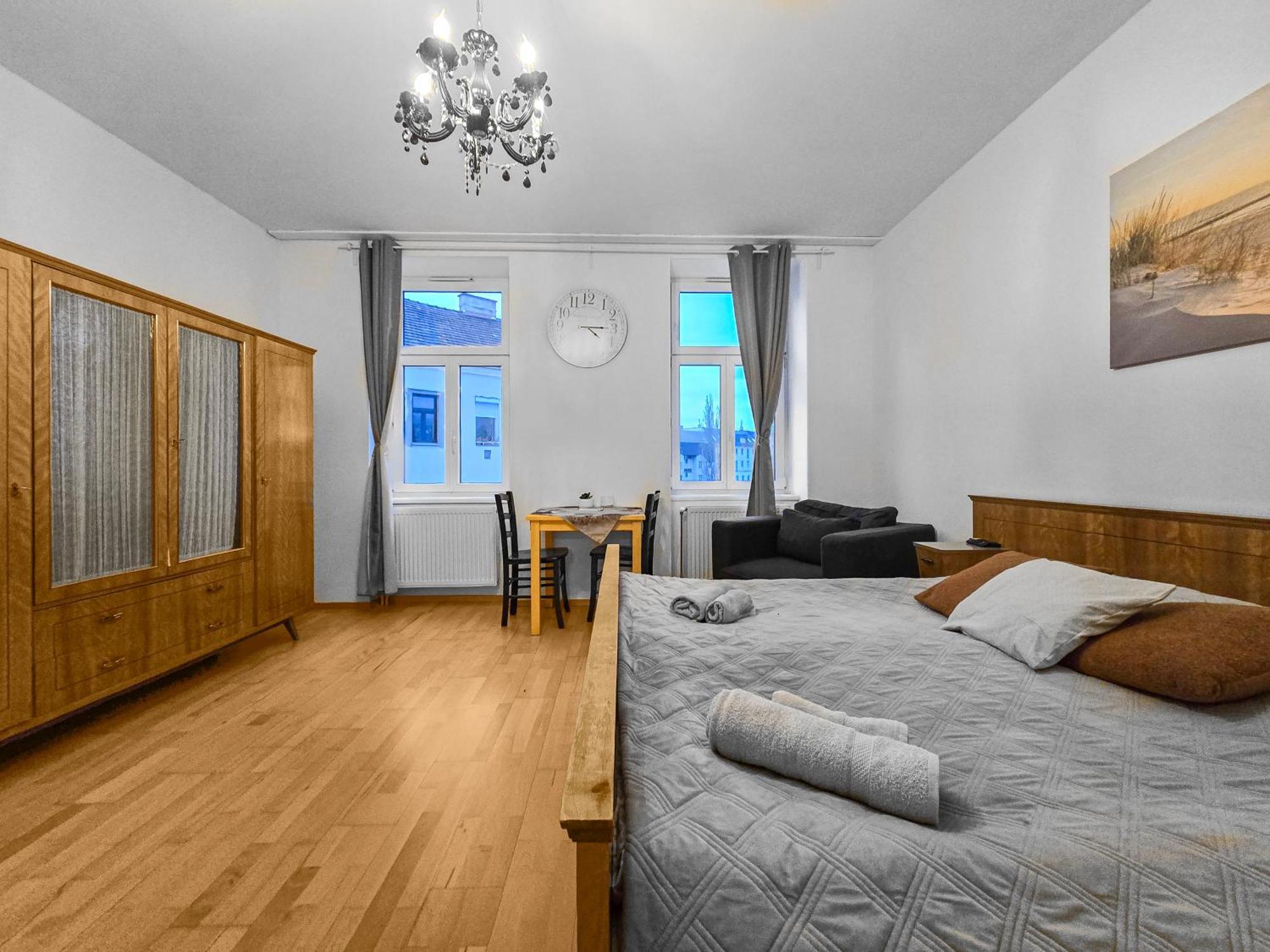 Three-Bedroom, Three King-Size Bed Retreat Wien Eksteriør billede